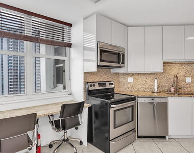 1340 S Ocean Boulevard - Photo Thumbnail 13