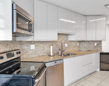 1340 S Ocean Boulevard - Photo Thumbnail 14
