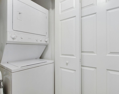 802 W Windward Way - Photo Thumbnail 16