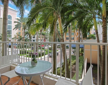 802 W Windward Way - Photo Thumbnail 17