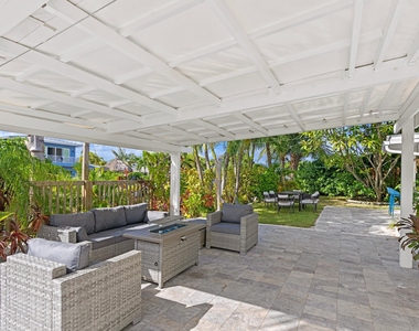 391 Se 7th Avenue - Photo Thumbnail 7
