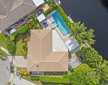 391 Se 7th Avenue - Photo Thumbnail 11