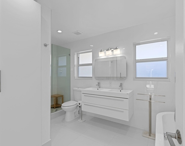 391 Se 7th Avenue - Photo Thumbnail 29