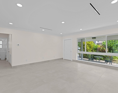 391 Se 7th Avenue - Photo Thumbnail 25