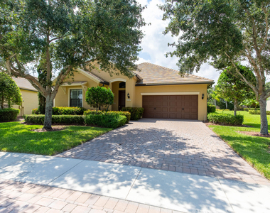10429 Prato Street - Photo Thumbnail 1