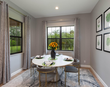10429 Prato Street - Photo Thumbnail 4