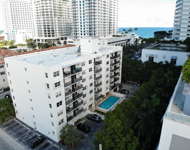 3000 Riomar Street - Photo Thumbnail 26
