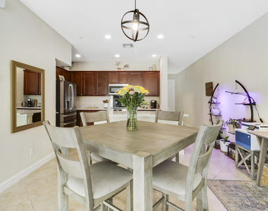 9504 Sw Merlin Court - Photo Thumbnail 12