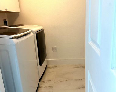 6500 W Sample Road - Photo Thumbnail 13