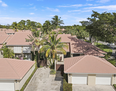 204 Old Meadow Way - Photo Thumbnail 37