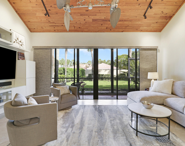 204 Old Meadow Way - Photo Thumbnail 20