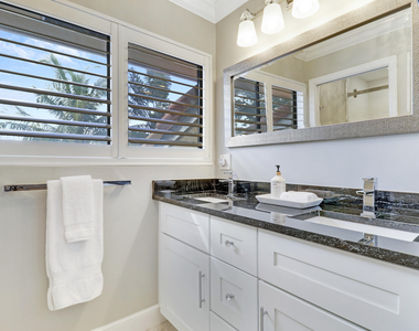 204 Old Meadow Way - Photo Thumbnail 33