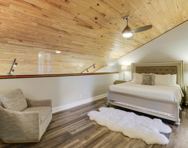 204 Old Meadow Way - Photo Thumbnail 27