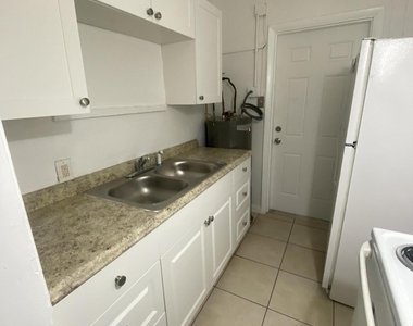 1448 Nw 4th Street - Photo Thumbnail 10