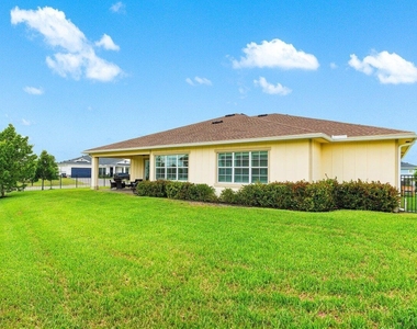 962 Castaway Court - Photo Thumbnail 28