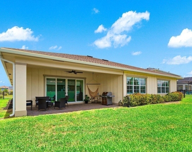 962 Castaway Court - Photo Thumbnail 29