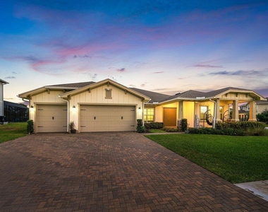 962 Castaway Court - Photo Thumbnail 32
