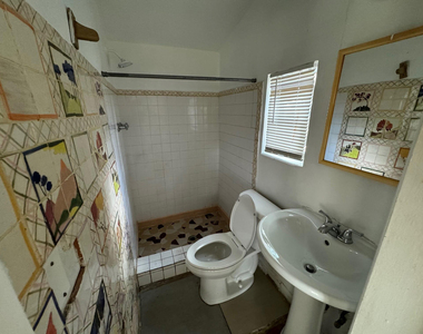 8261 Nw 1st Place - Photo Thumbnail 4