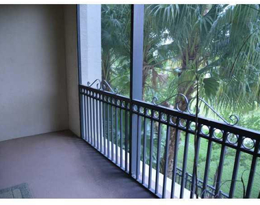 3020 Nw 125th Avenue - Photo Thumbnail 4