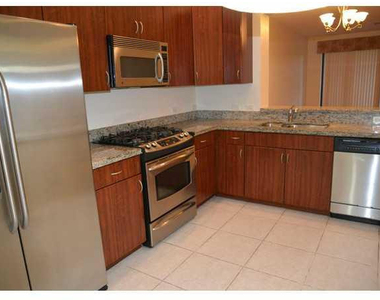 3020 Nw 125th Avenue - Photo Thumbnail 1