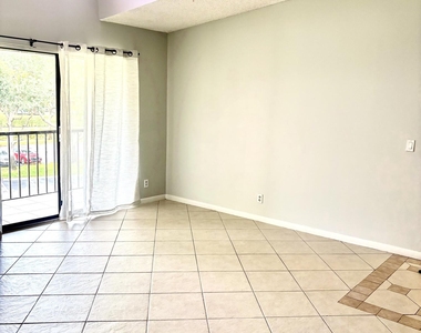 201 Foxtail Drive - Photo Thumbnail 2