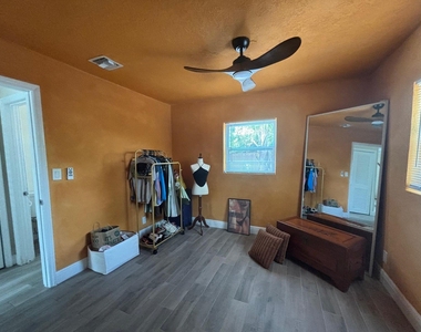 2480 Ne 13th Terrace - Photo Thumbnail 11