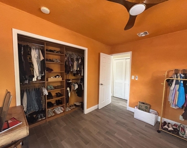 2480 Ne 13th Terrace - Photo Thumbnail 12
