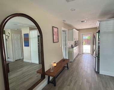 2480 Ne 13th Terrace - Photo Thumbnail 19