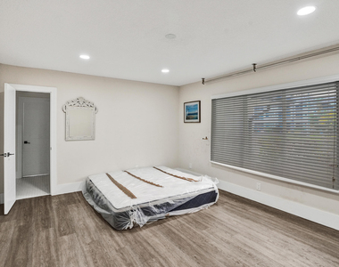 343 Layne Boulevard - Photo Thumbnail 7
