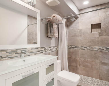 133 N Pompano Beach Boulevard - Photo Thumbnail 24