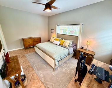 1618 Royal Grove Way - Photo Thumbnail 6