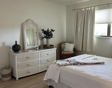 175 Se Saint Lucie Boulevard - Photo Thumbnail 19