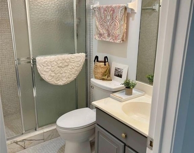 175 Se Saint Lucie Boulevard - Photo Thumbnail 10