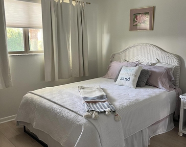 175 Se Saint Lucie Boulevard - Photo Thumbnail 21