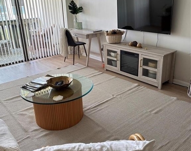 175 Se Saint Lucie Boulevard - Photo Thumbnail 3