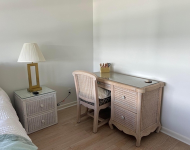 175 Se Saint Lucie Boulevard - Photo Thumbnail 14
