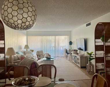 175 Se Saint Lucie Boulevard - Photo Thumbnail 28