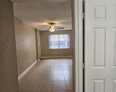 4324 Nw 9th Avenue - Photo Thumbnail 12