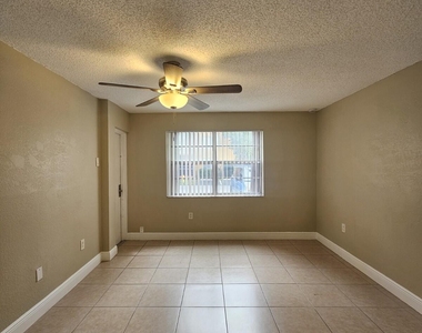 4324 Nw 9th Avenue - Photo Thumbnail 13