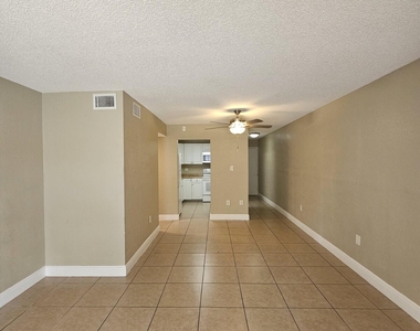 4324 Nw 9th Avenue - Photo Thumbnail 1