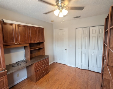346 Timberwalk Trail - Photo Thumbnail 25