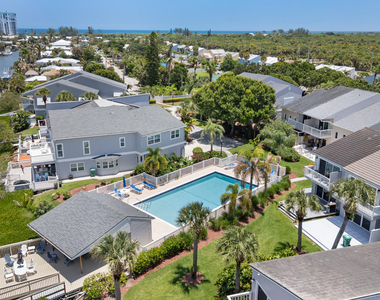 2488 Harbour Cove Drive - Photo Thumbnail 4
