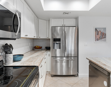 2488 Harbour Cove Drive - Photo Thumbnail 18