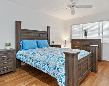 2488 Harbour Cove Drive - Photo Thumbnail 24