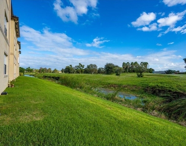 2060 Greenview Shores Boulevard - Photo Thumbnail 22