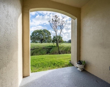 2060 Greenview Shores Boulevard - Photo Thumbnail 20