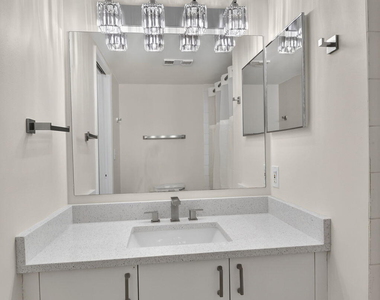 107 Yacht Club Way - Photo Thumbnail 20
