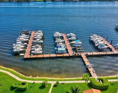 107 Yacht Club Way - Photo Thumbnail 47