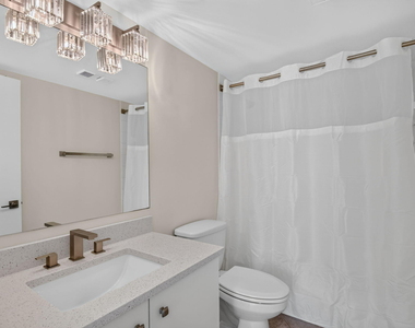 107 Yacht Club Way - Photo Thumbnail 13
