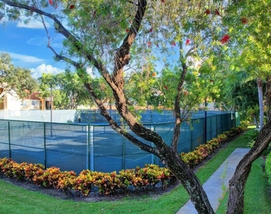 107 Yacht Club Way - Photo Thumbnail 29